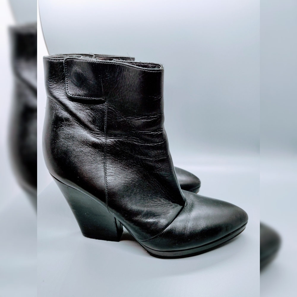 Authentic Vince Booties